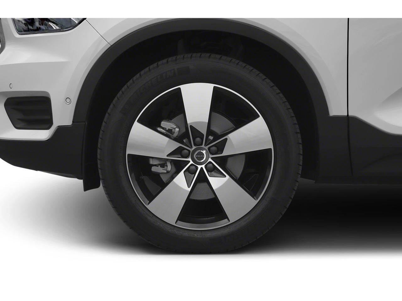 2020 Volvo XC40 Momentum