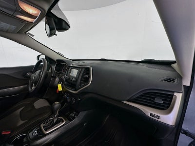 2016 Jeep Cherokee Sport