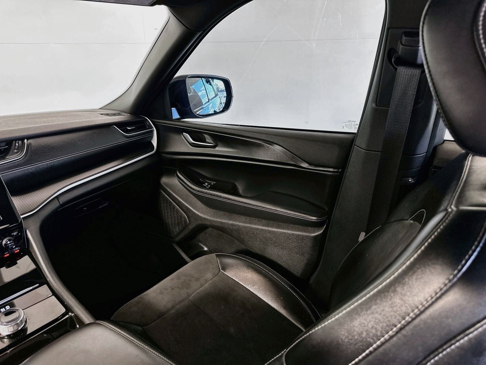 2023 Jeep Grand Cherokee L Altitude 4x2