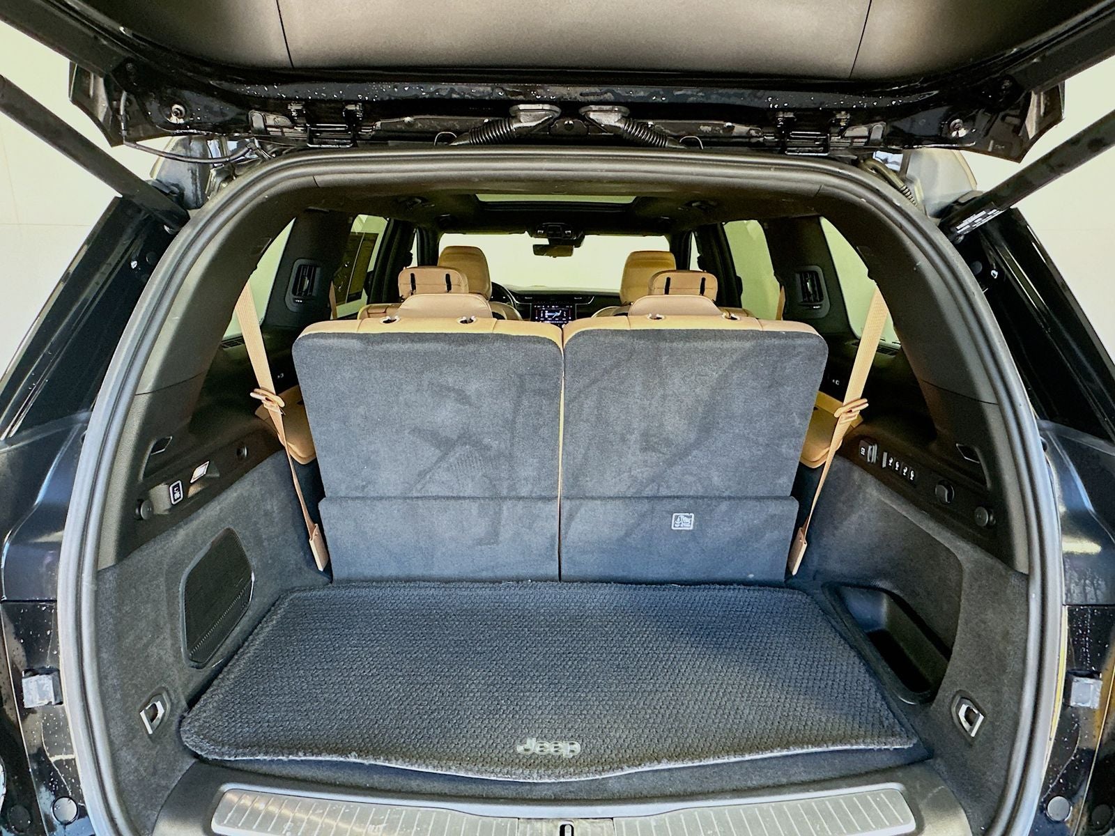 2021 Jeep Grand Cherokee L Summit Reserve 4x4