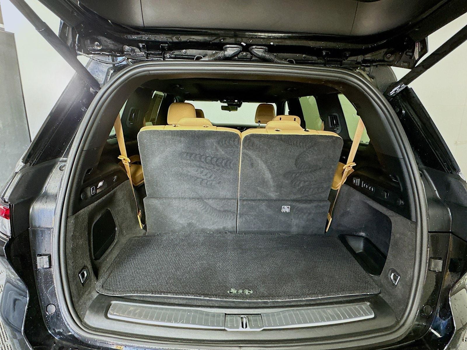 2021 Jeep Grand Cherokee L Summit Reserve 4x4