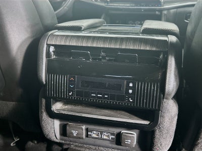 2022 Jeep Wagoneer Series III 4x4