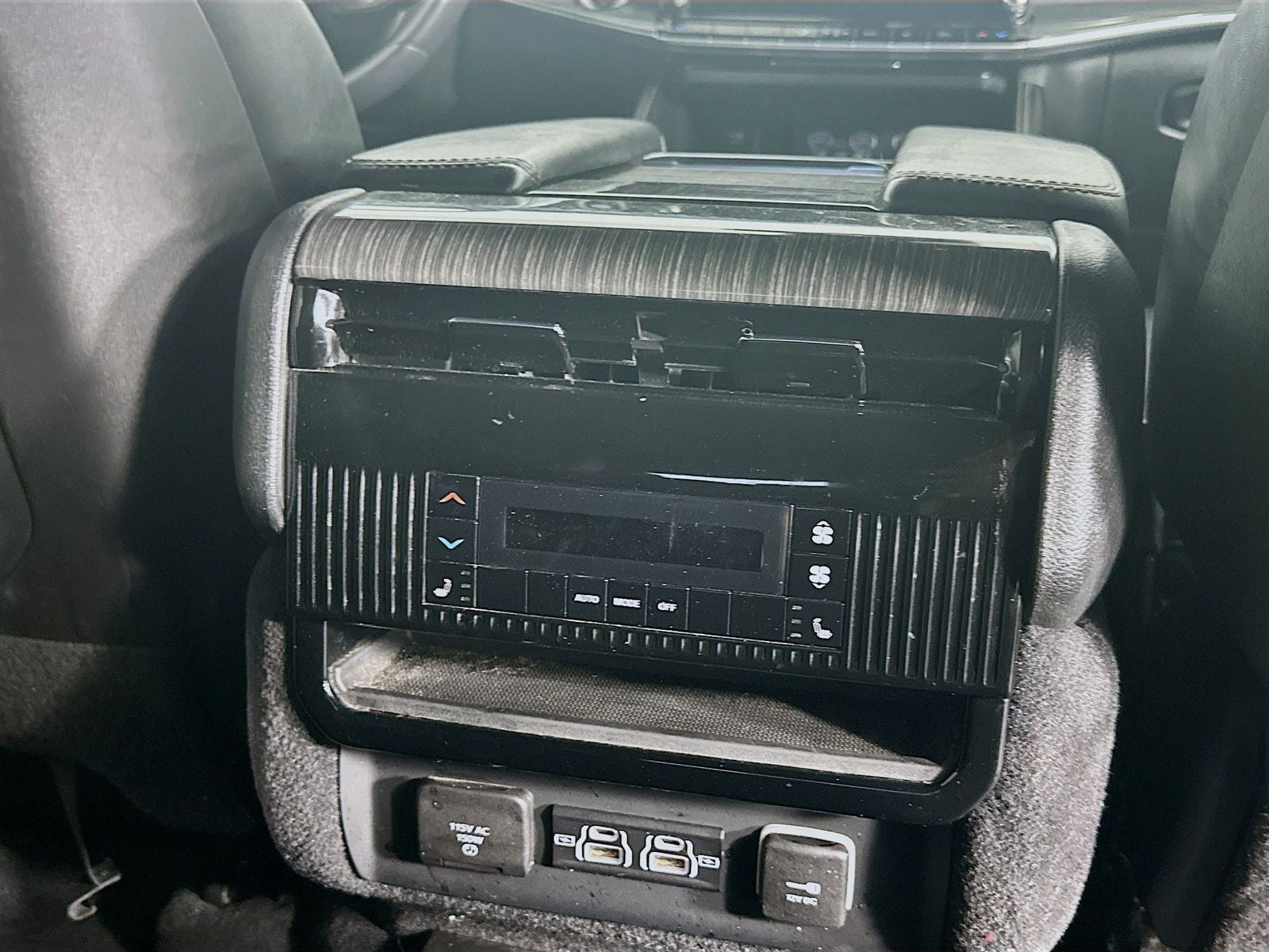 2022 Jeep Wagoneer Series III 4x4