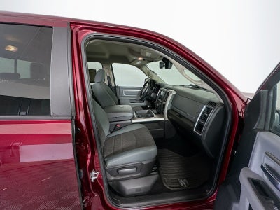 2017 RAM 1500 Big Horn Crew Cab 4x4 5'7' Box