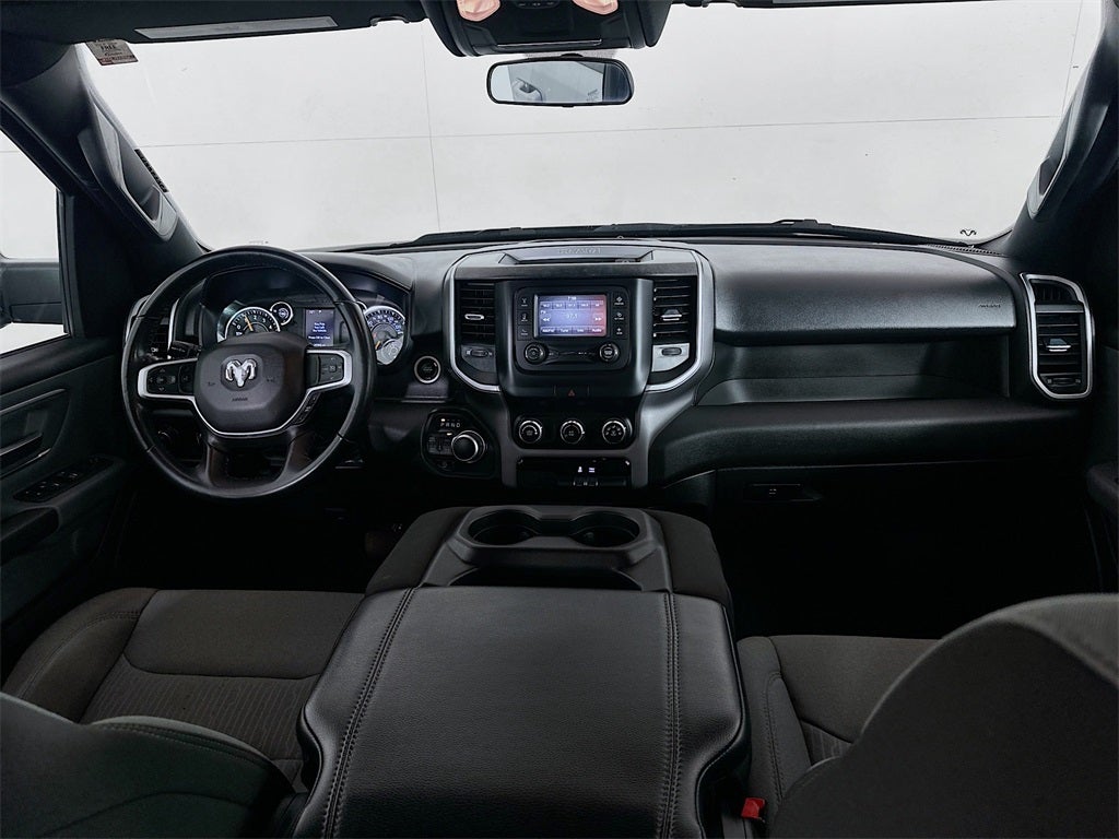 2022 RAM 1500 Big Horn Crew Cab 4x4 5'7' Box