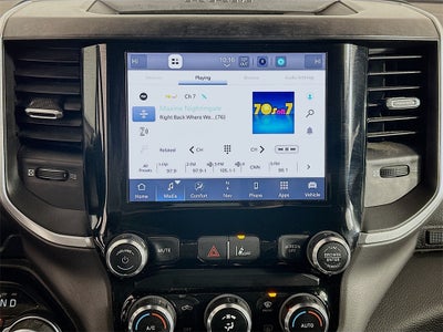 2022 RAM 1500 Big Horn Crew Cab 4x4 5'7' Box