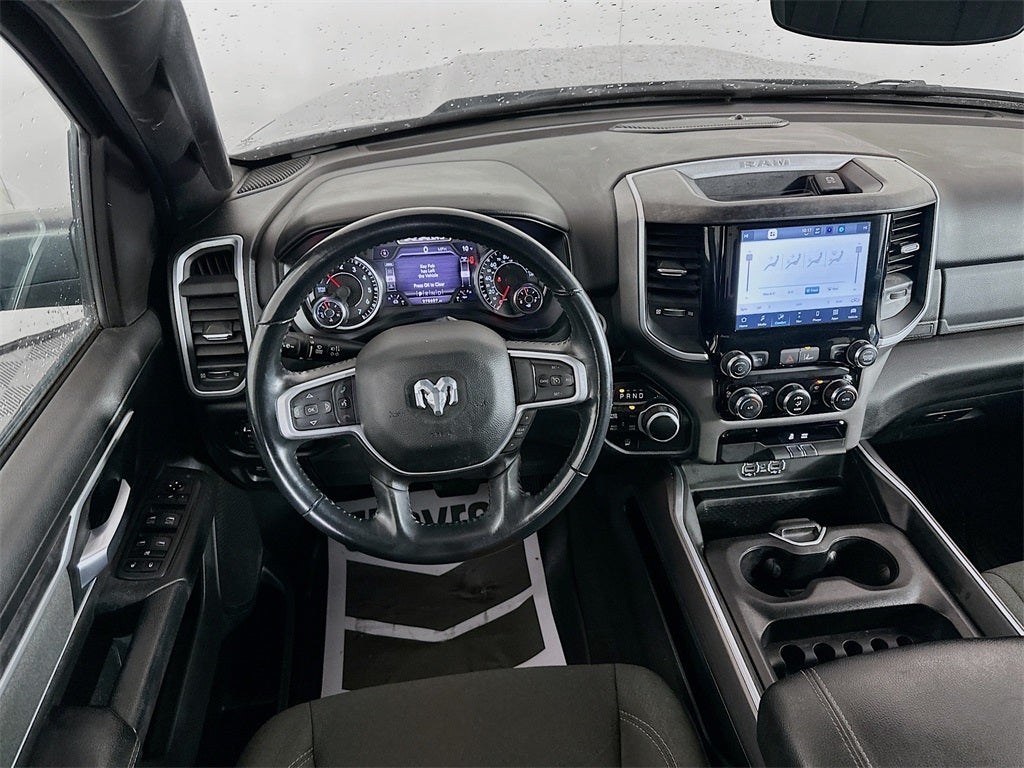 2022 RAM 1500 Big Horn Crew Cab 4x4 5'7' Box