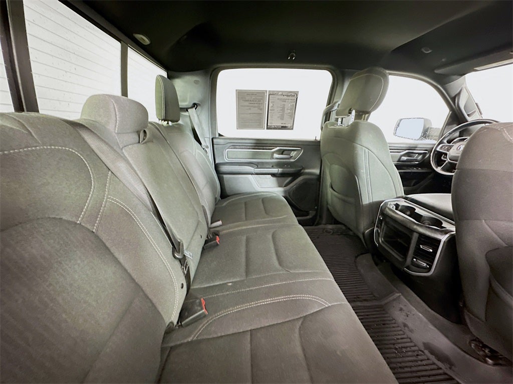 2022 RAM 1500 Big Horn Crew Cab 4x4 5'7' Box