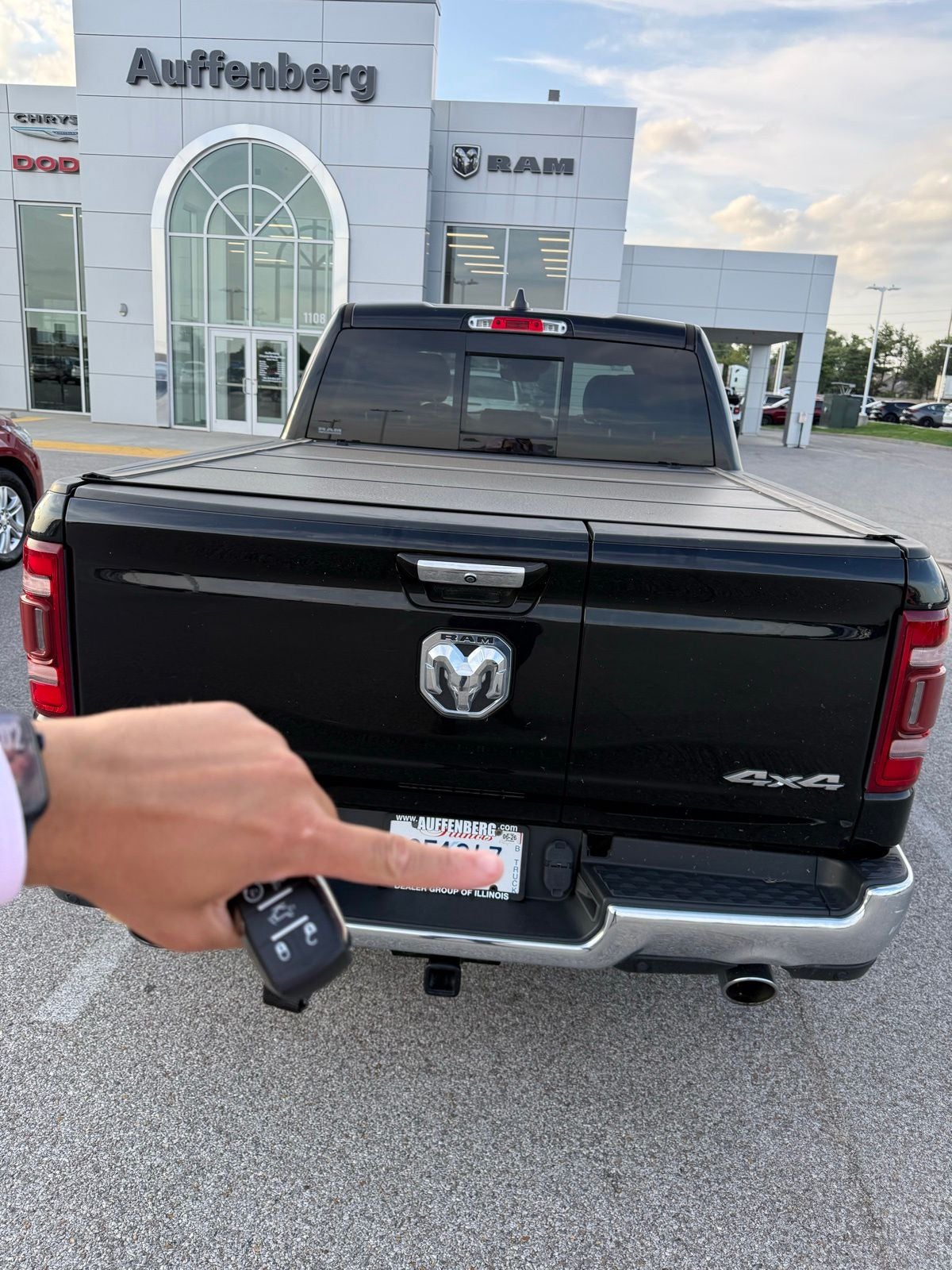 2020 RAM 1500 Limited Crew Cab 4x4 5'7' Box