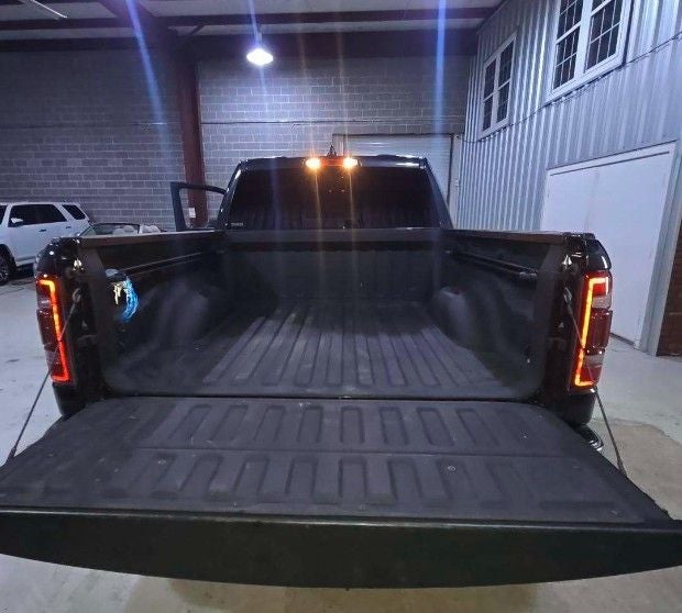2020 RAM 1500 Limited Crew Cab 4x4 5'7' Box