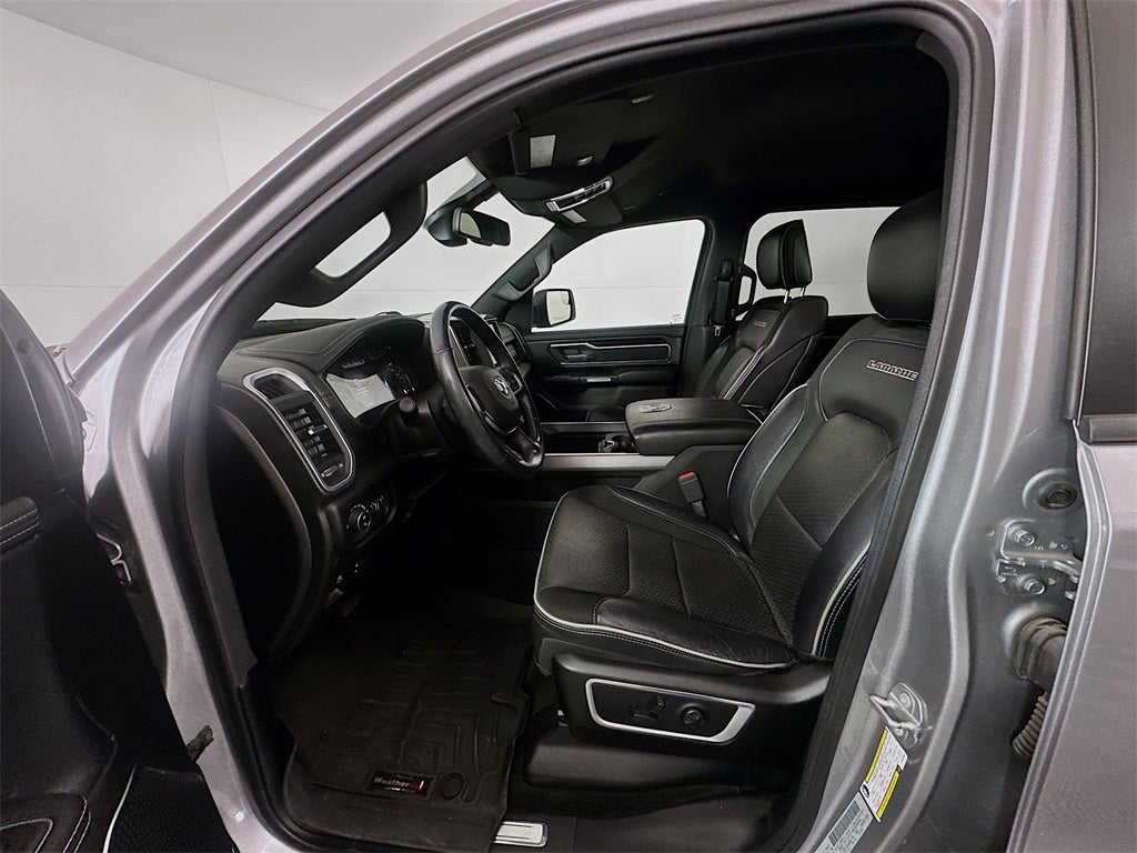2020 RAM 1500 Laramie Crew Cab 4x4 5'7' Box