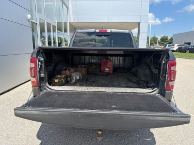 2020 RAM 1500 Laramie Crew Cab 4x4 5'7' Box