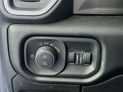 2021 RAM 1500 Laramie Crew Cab 4x4 5'7' Box