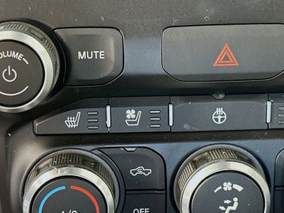 2021 RAM 1500 Laramie Crew Cab 4x4 5'7' Box