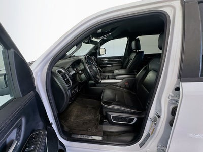 2021 RAM 1500 Laramie Crew Cab 4x4 5'7' Box