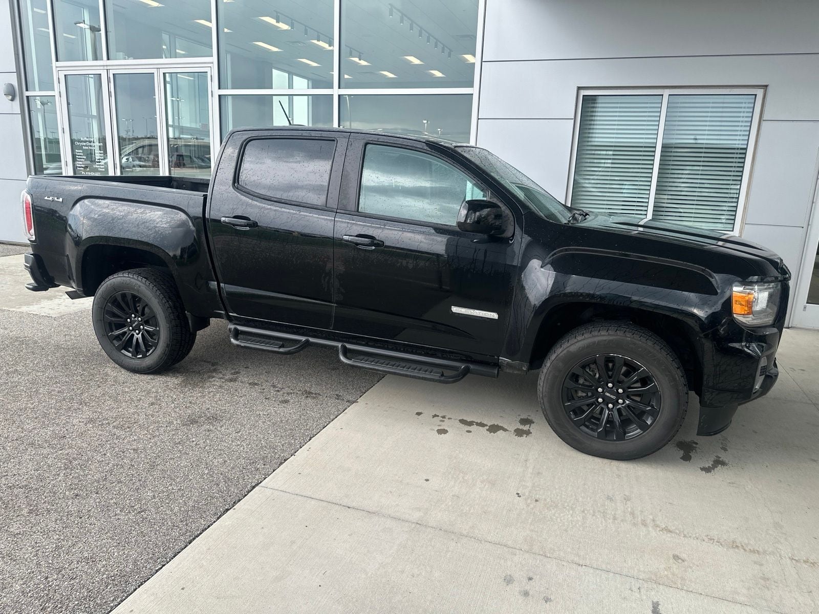 2022 GMC Canyon 4WD Crew Cab Short Box Elevation