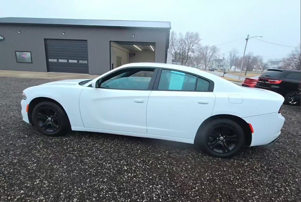 2022 Dodge Charger SXT RWD