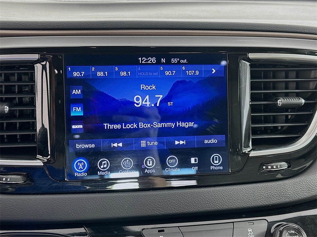 2017 Chrysler Pacifica Touring-L Plus