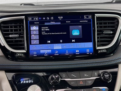 2021 Chrysler Pacifica Touring