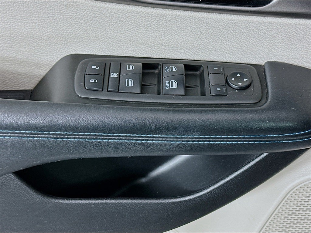 2021 Chrysler Pacifica Touring