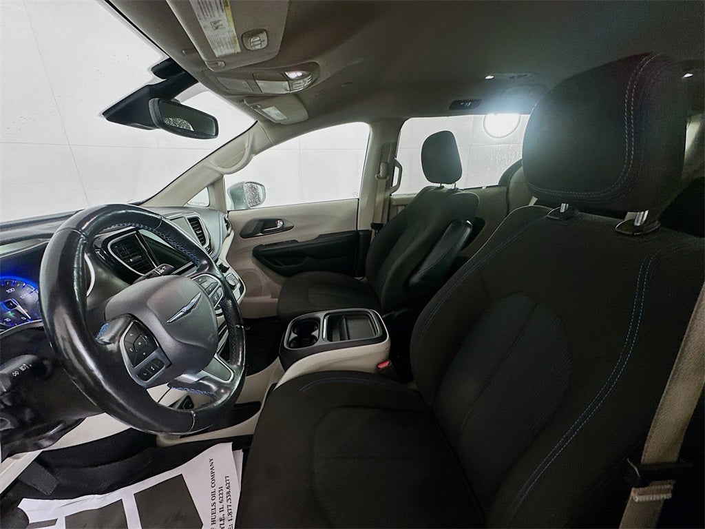 2021 Chrysler Pacifica Touring