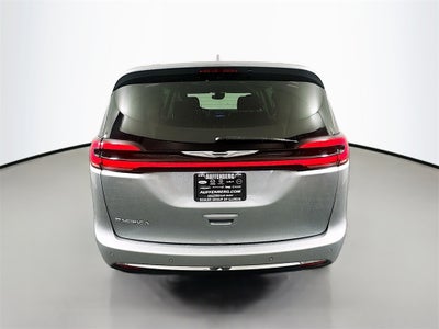 2021 Chrysler Pacifica Touring