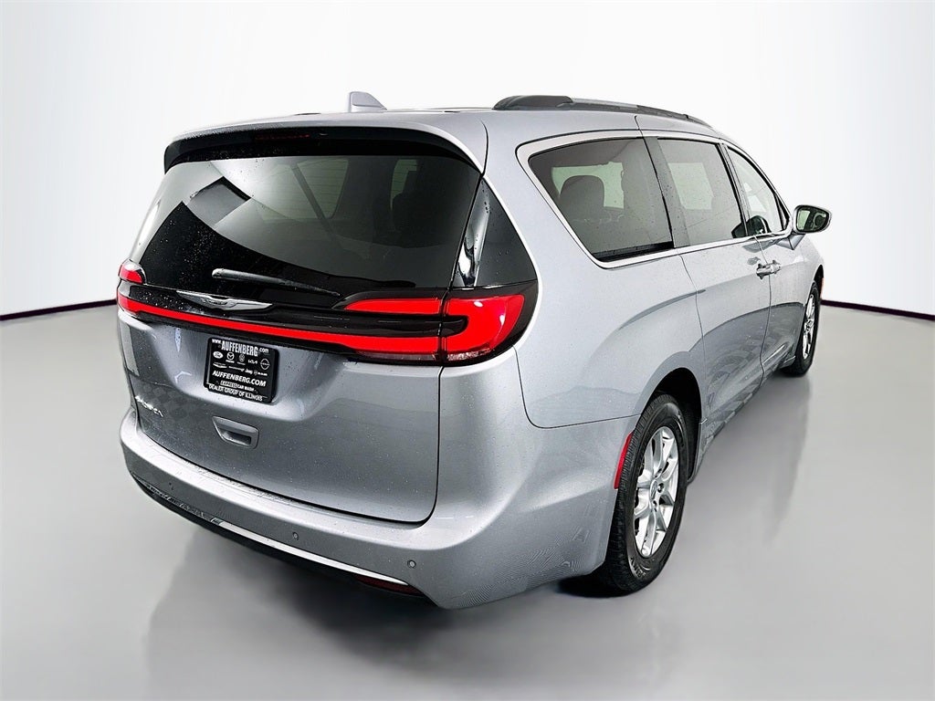 2021 Chrysler Pacifica Touring