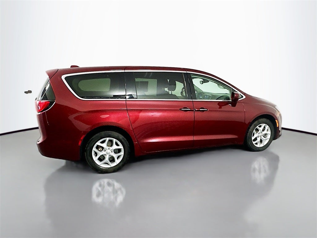 2018 Chrysler Pacifica Touring Plus