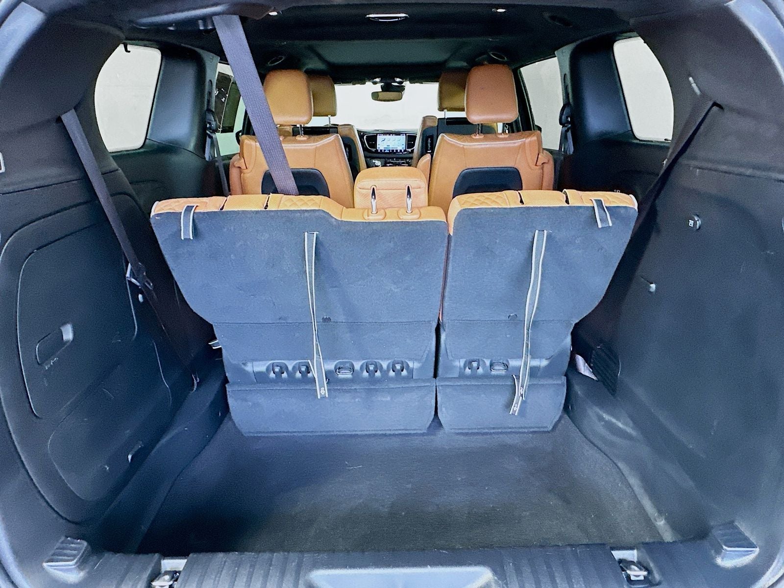 2022 Chrysler Pacifica Hybrid Pinnacle