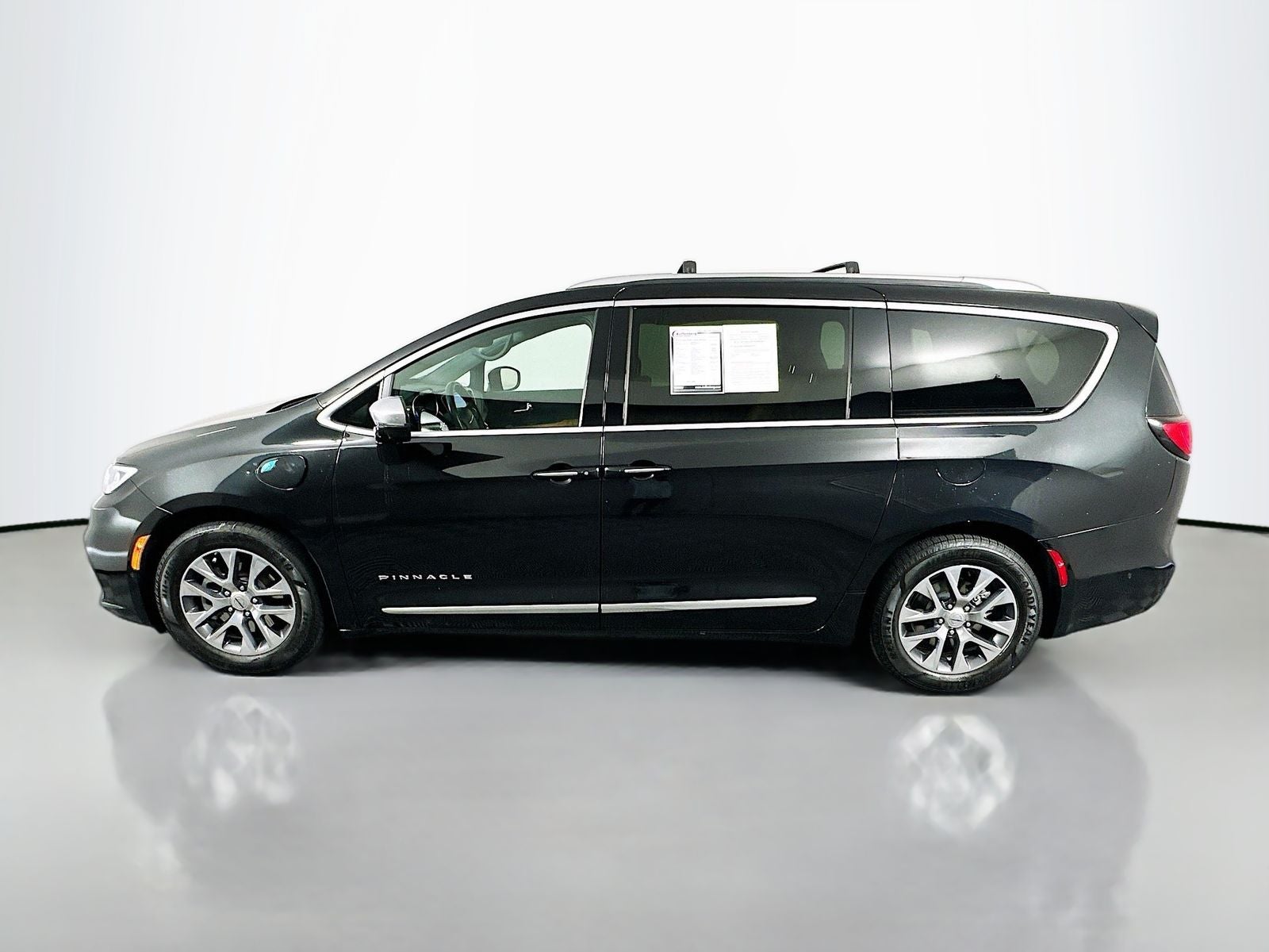 2022 Chrysler Pacifica Hybrid Pinnacle