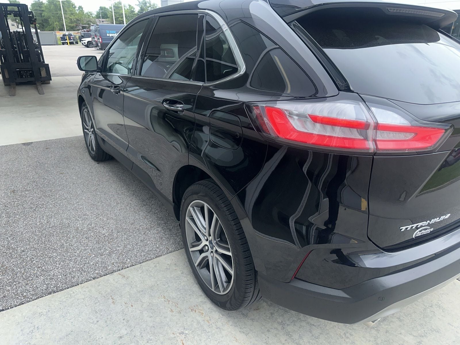 2022 Ford Edge Titanium
