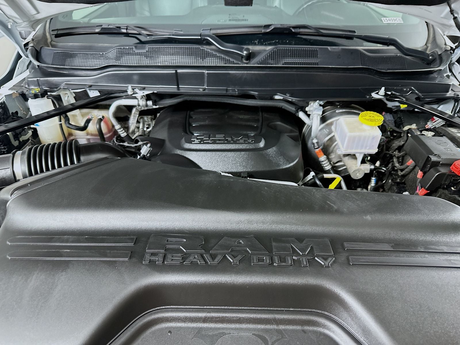 2025 RAM 3500 Tradesman Crew Cab 4x4 8' Box