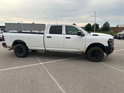 2025 RAM 3500 Tradesman Crew Cab 4x4 8' Box