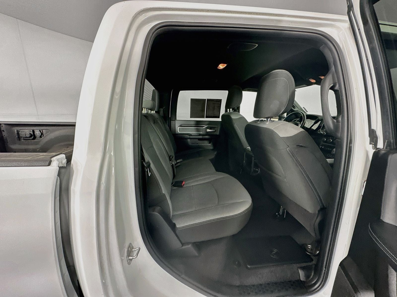 2023 RAM 2500 Big Horn Crew Cab 4x4 6'4' Box