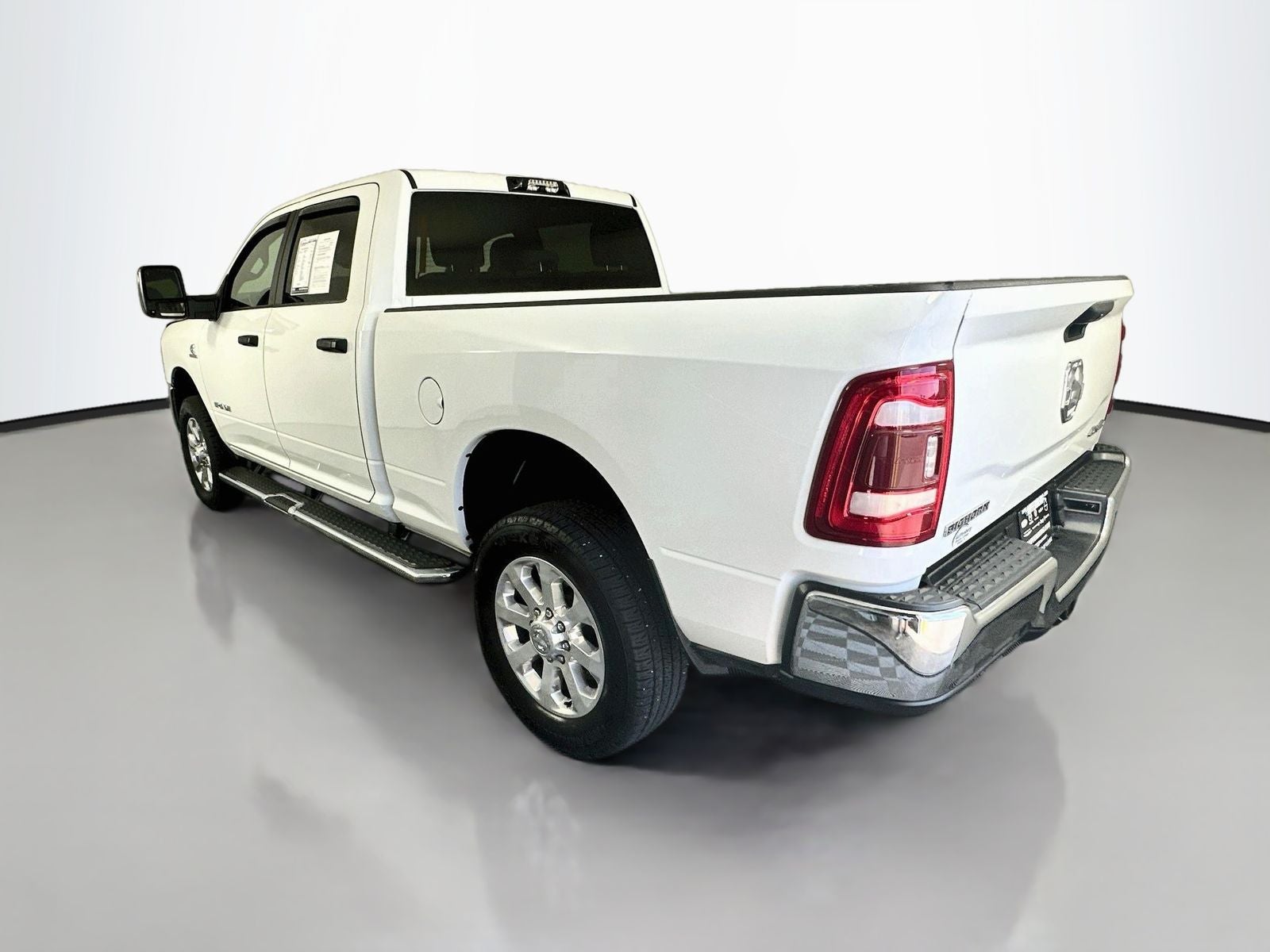 2023 RAM 2500 Big Horn Crew Cab 4x4 6'4' Box