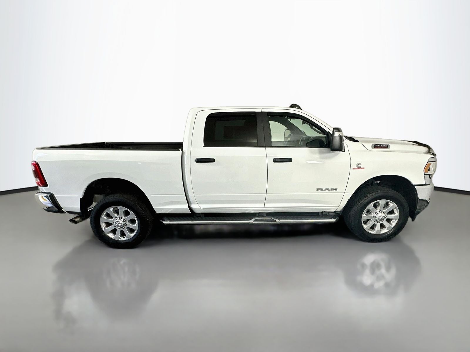 2023 RAM 2500 Big Horn Crew Cab 4x4 6'4' Box