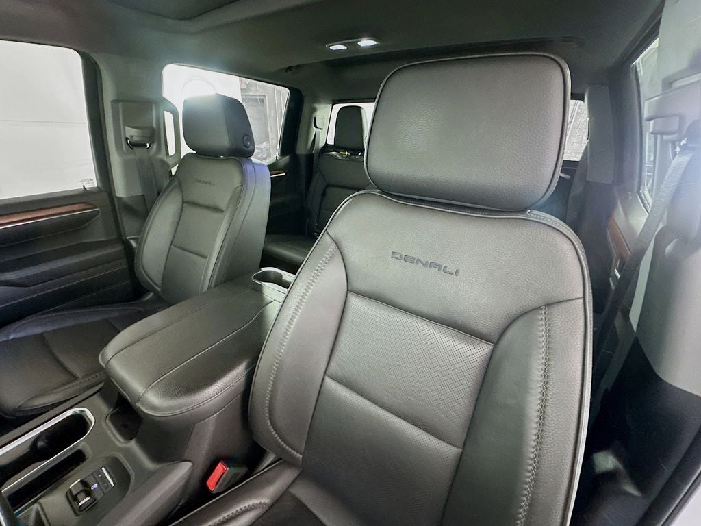 2023 GMC Sierra 1500 4WD Crew Cab Short Box Denali