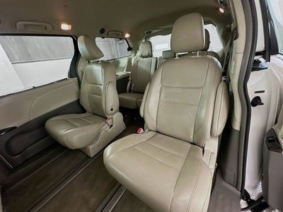2015 Toyota Sienna XLE Premium 7 Passenger
