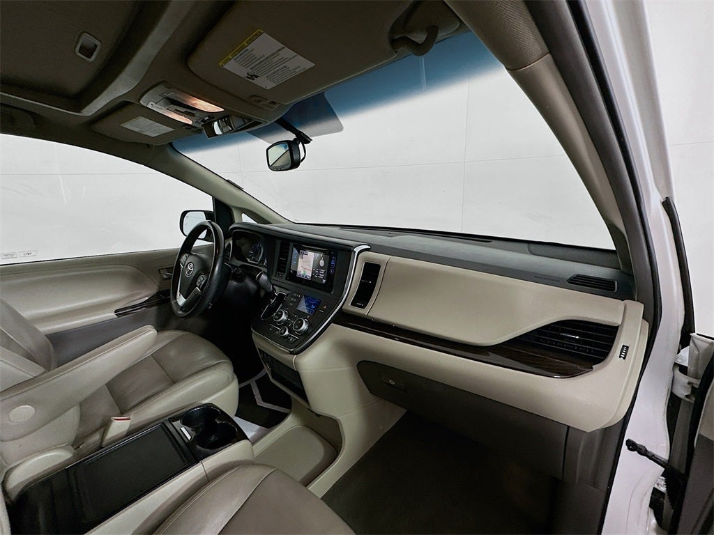 2015 Toyota Sienna XLE Premium 7 Passenger