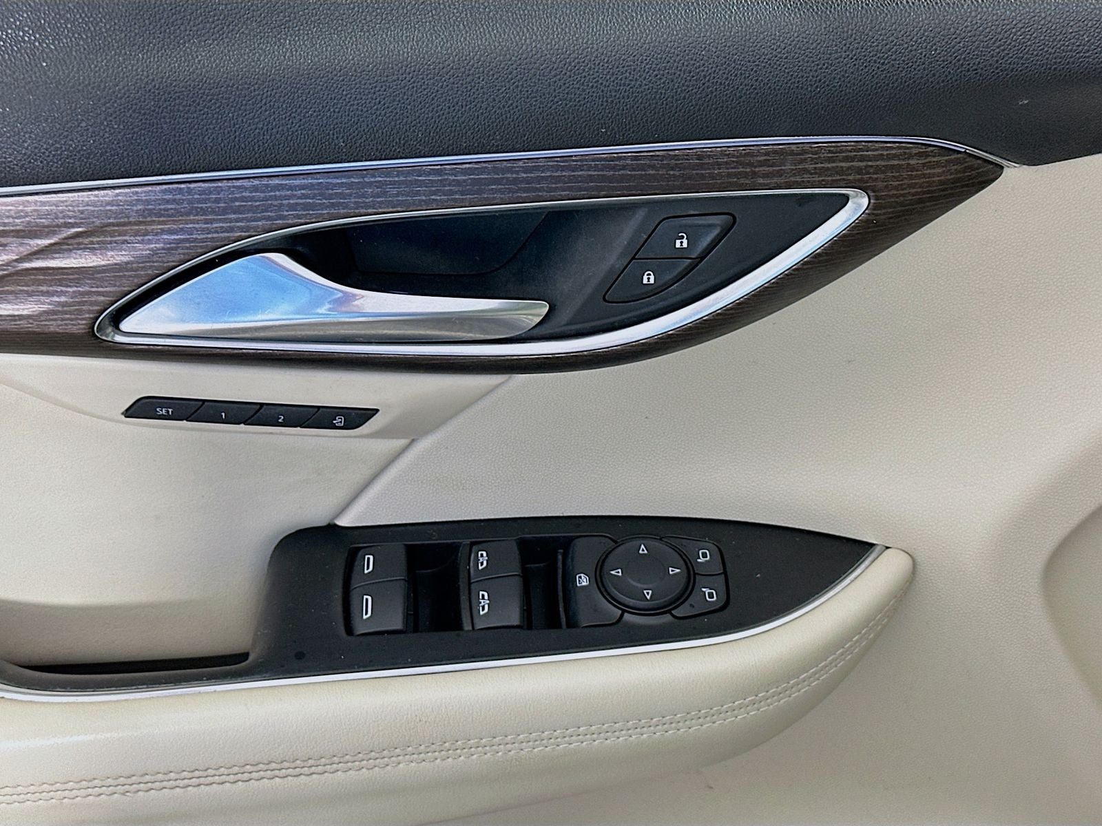 2022 Buick Envision FWD Avenir
