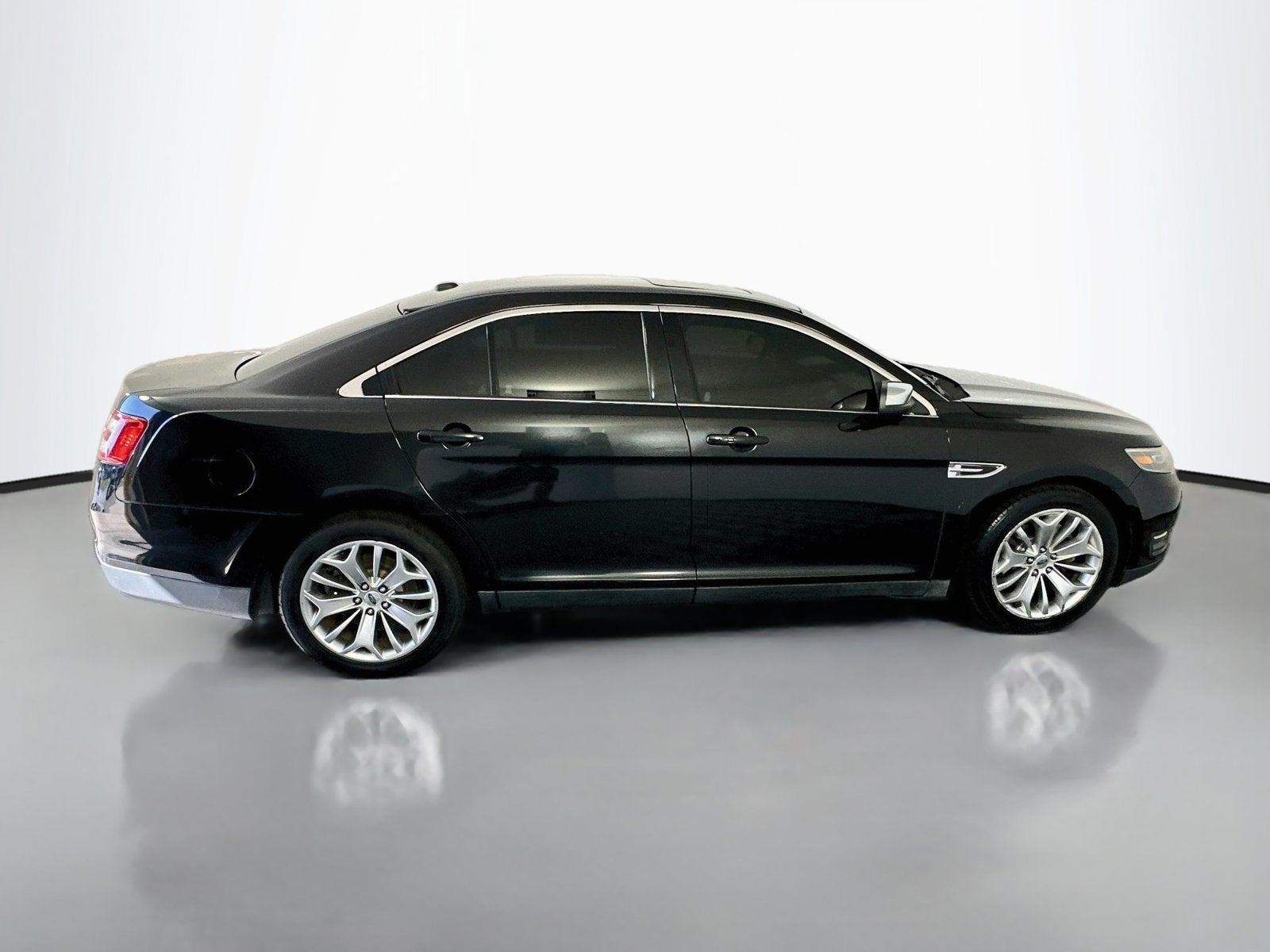 2015 Ford Taurus Limited