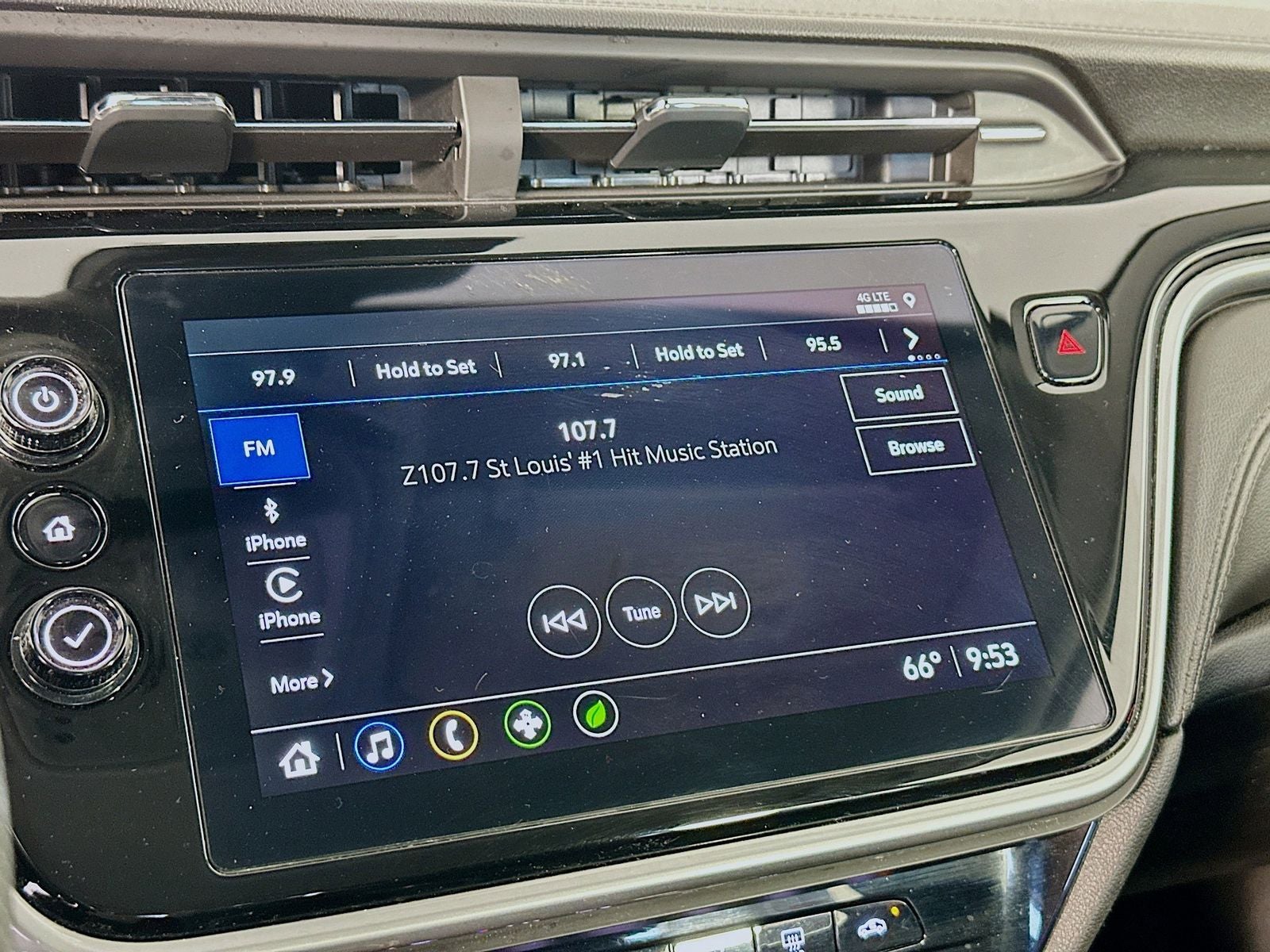 2023 Chevrolet Bolt EUV LT