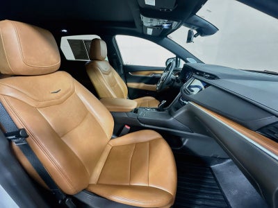 2022 Cadillac XT5 Premium Luxury