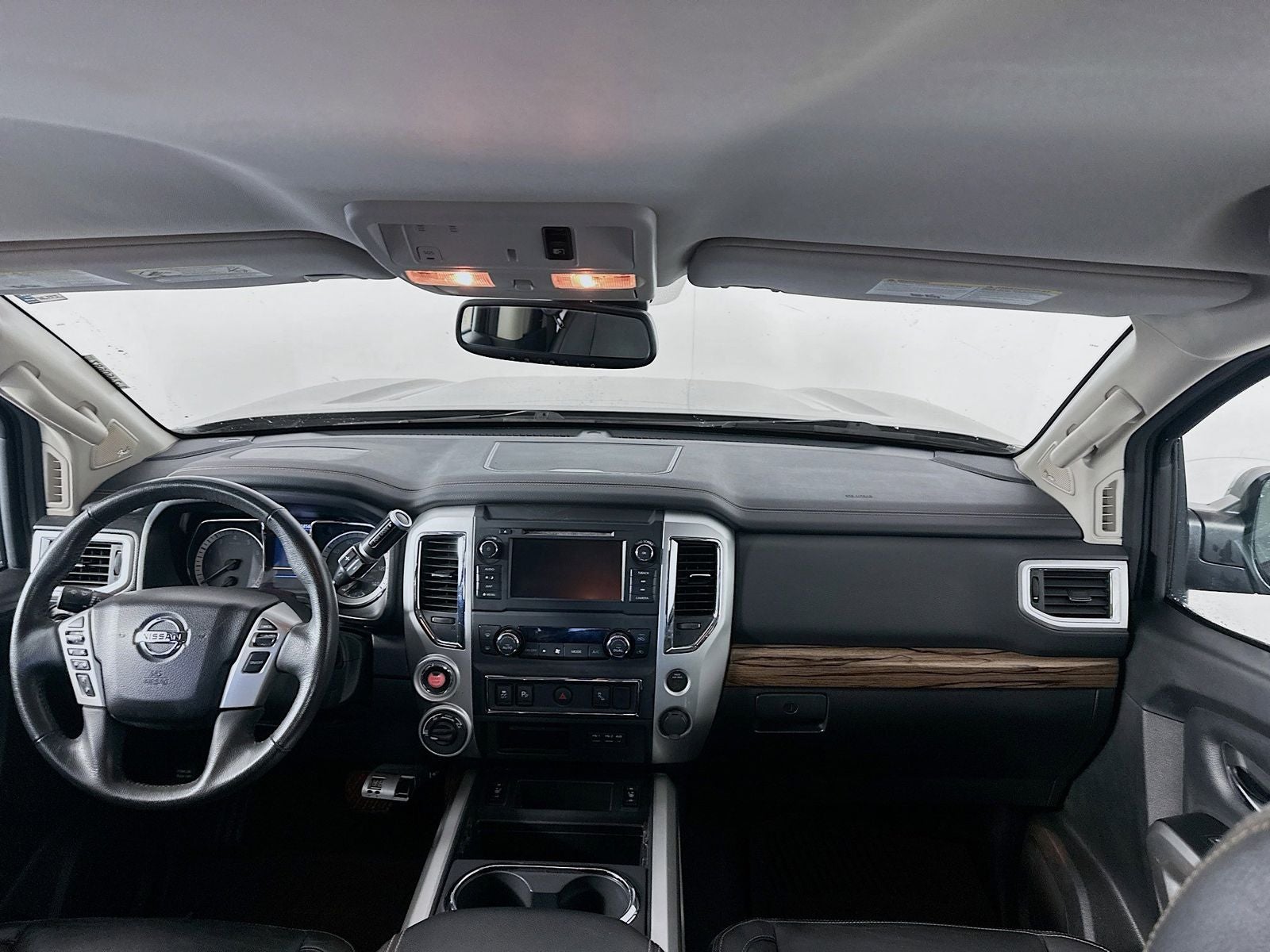 2019 Nissan Titan SL