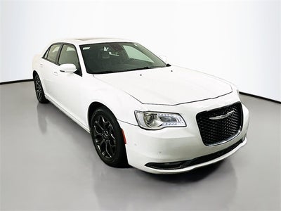 2018 Chrysler 300 S