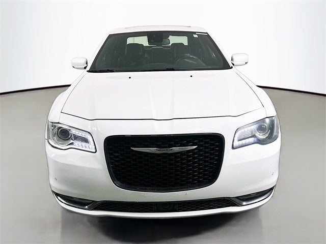 2018 Chrysler 300 S