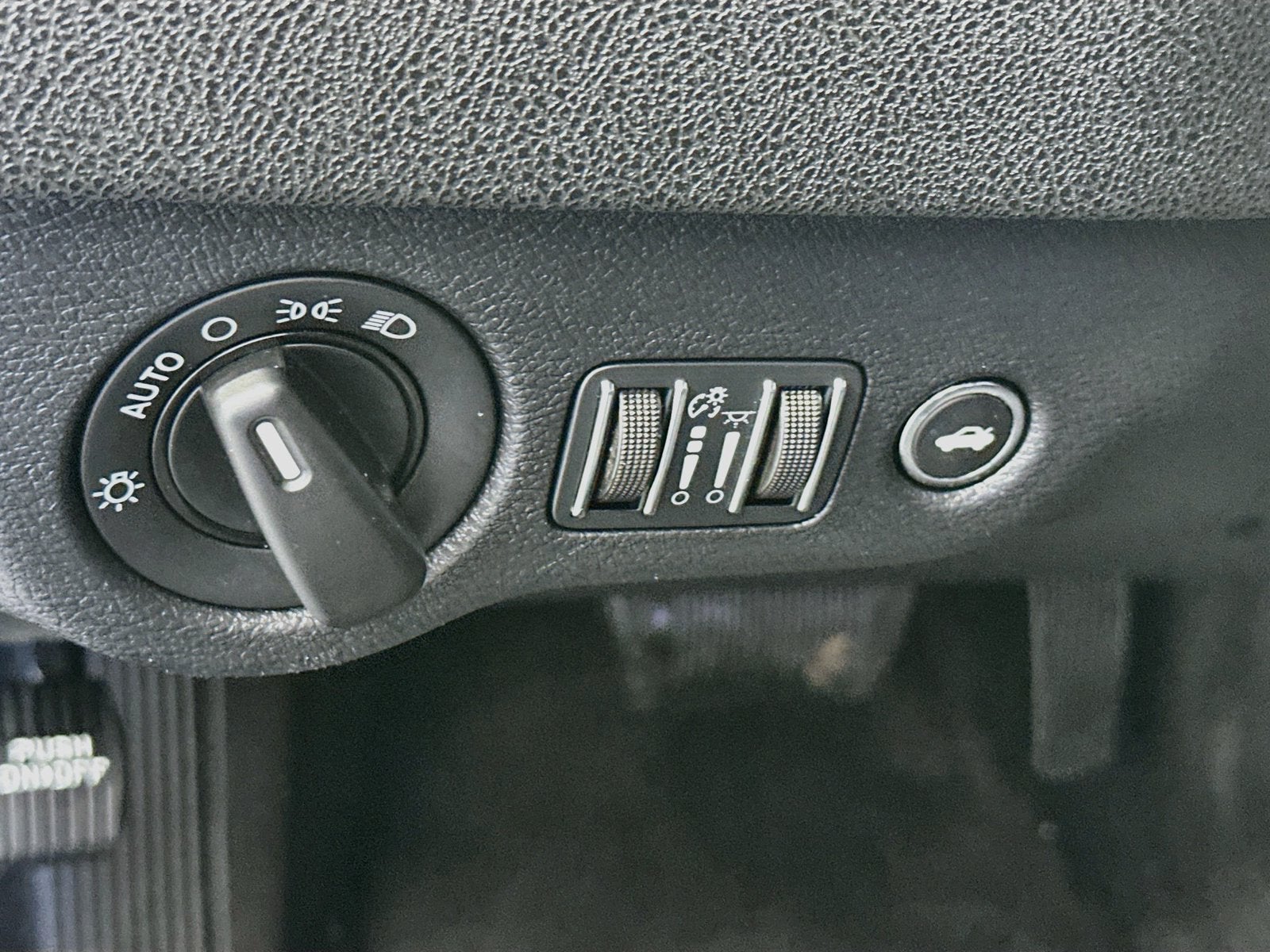 2015 Dodge Charger SE