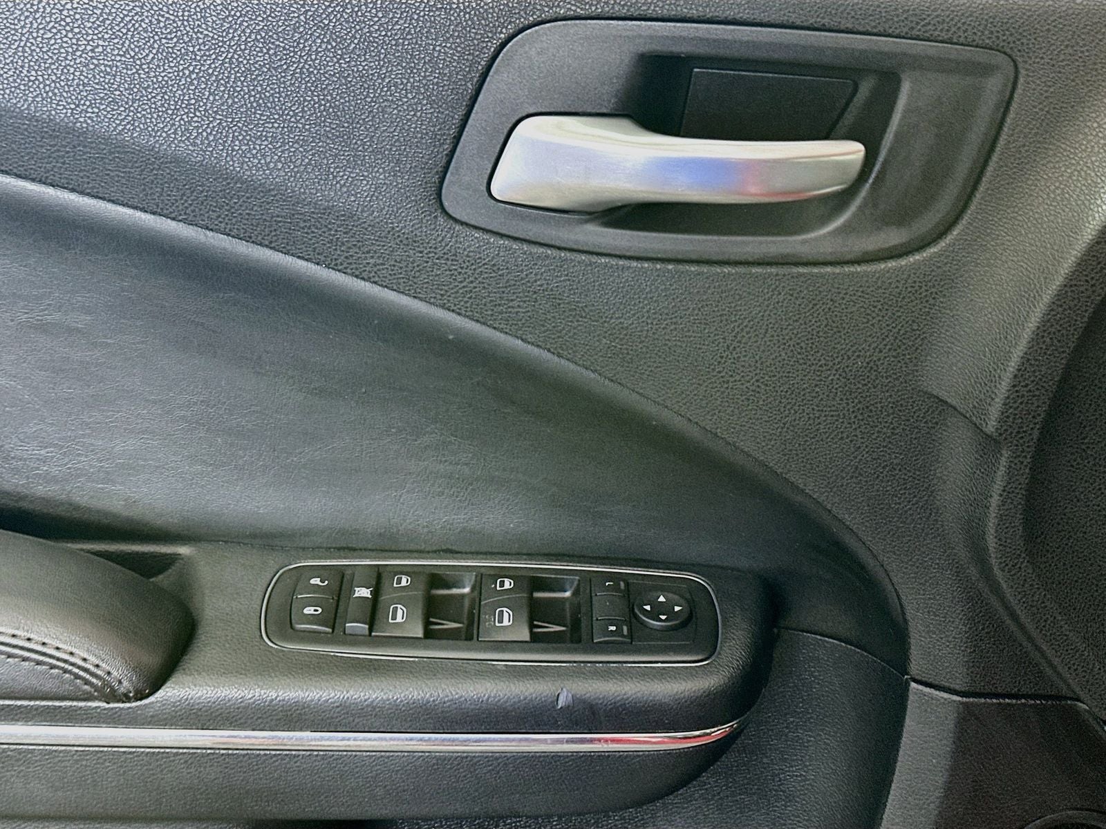 2015 Dodge Charger SE