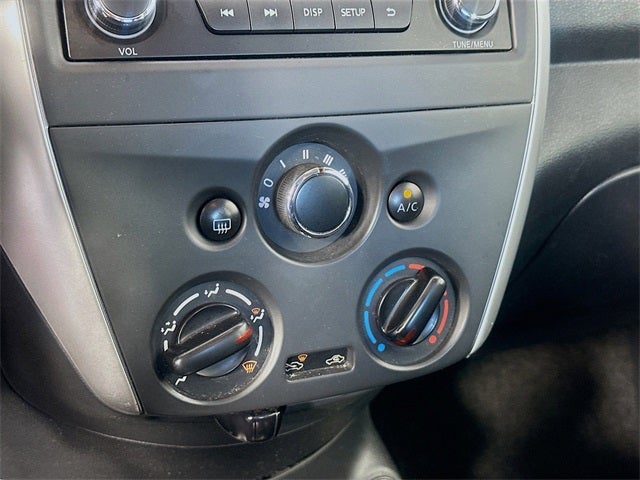 2017 Nissan Versa 1.6 SV