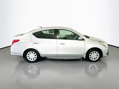 2017 Nissan Versa 1.6 SV